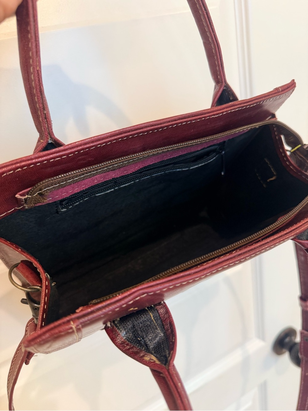 Women's Embossed Floral Leather Satchel - Burgundy - Picture 3 of 3